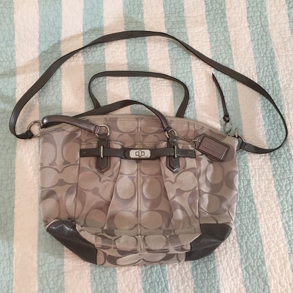 COACH Chelsea‎ Signature Satchel D1176-17820 - Picture 1 of 8
